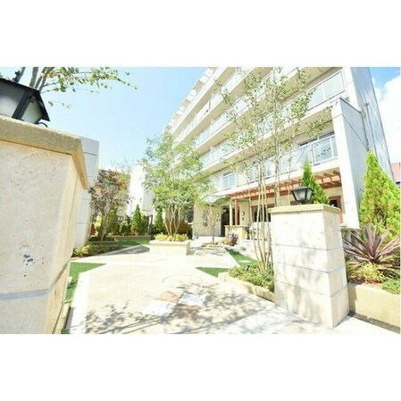 クレセントコート柏の物件外観写真